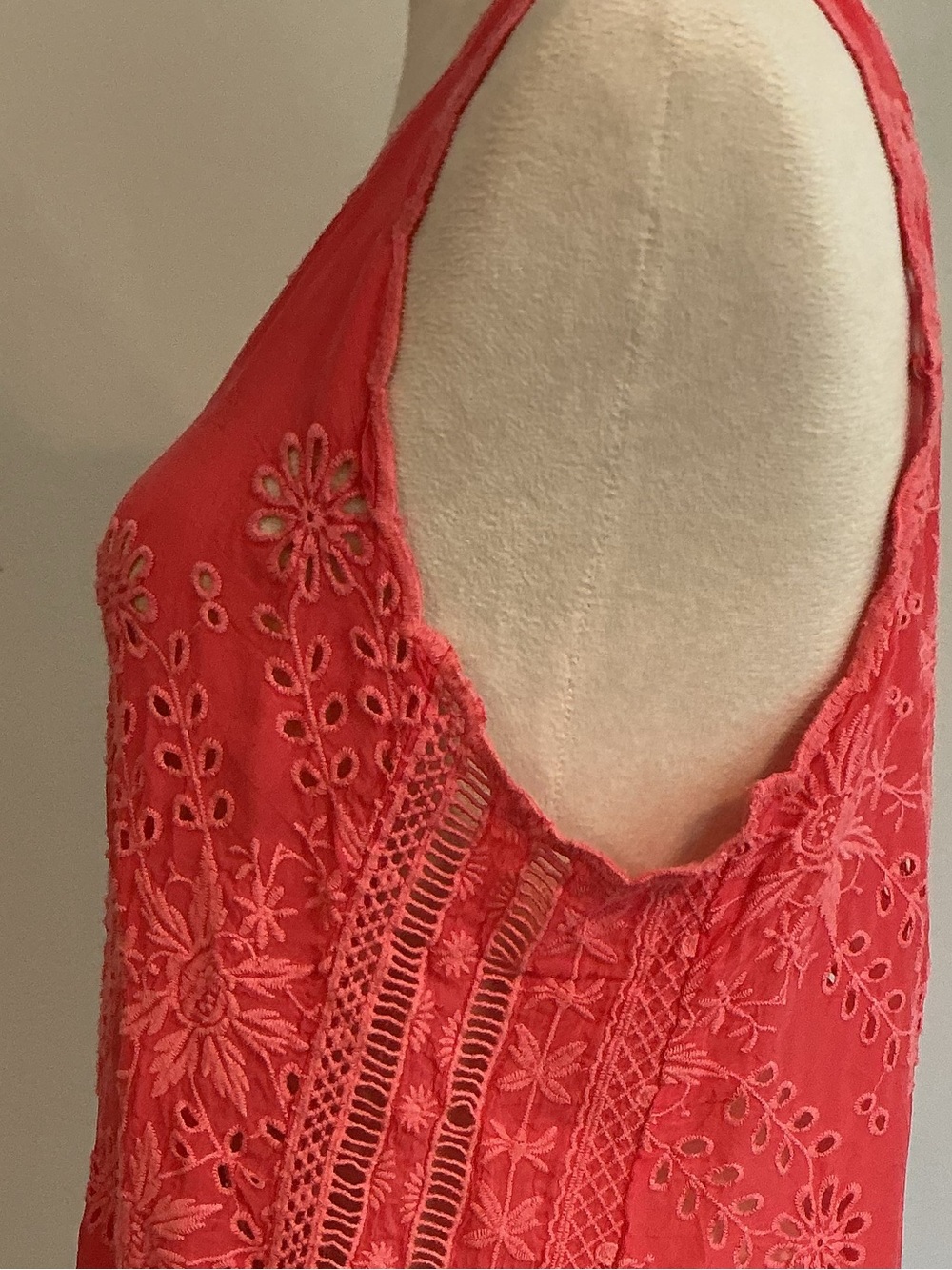 Johnny Was Calypso Coral Eyelet Embroidered Tank - Picture 5 of 10